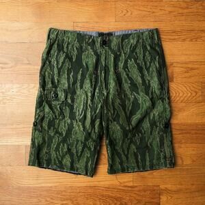10 Deep Tiger Camo Cargo Shorts Green Streetwear Summer Size 34 00s Retro Sporty